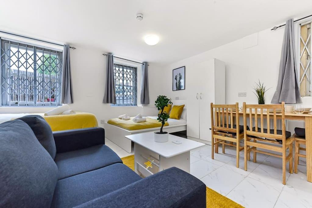 Deluxe Studio Near Camden Town Londra Esterno foto